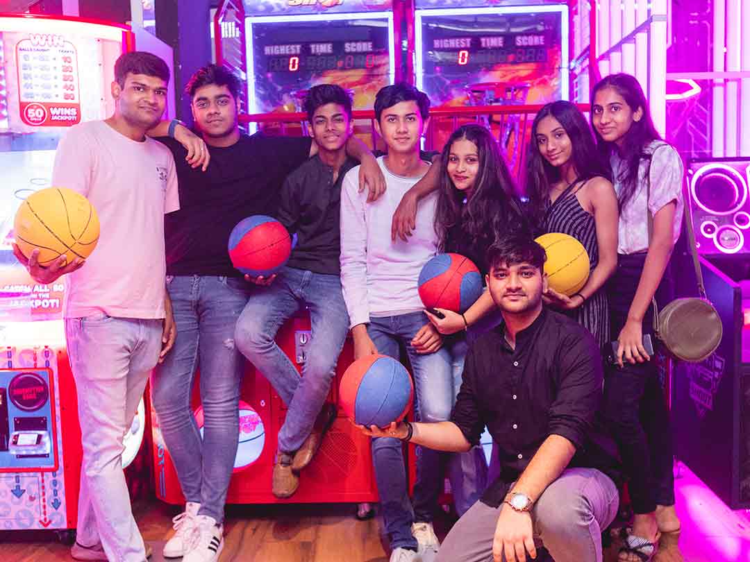 Bowling alley Mumbai, bowling games kids, bowling game activity, bowling Mumbai